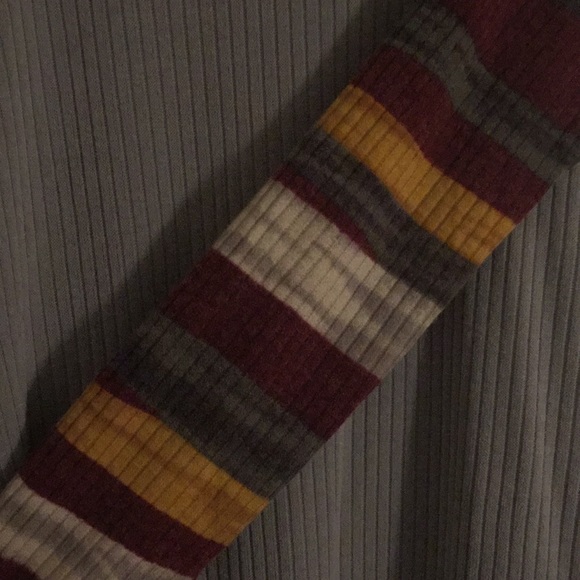 🎀A very cute sweater🎀 - Picture 2 of 2